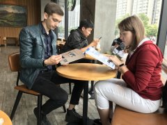 加拿大客戶來訪，萬麗達(dá)uv平板機(jī)遠(yuǎn)赴海外！